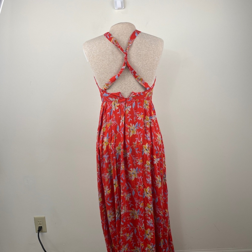 Kimchi Blue Red Floral Halter Maxi Dress Keyhole Cutout Slit Size 0 NWT - Picture 6 of 12